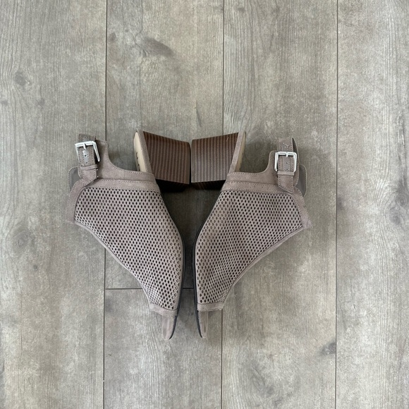 UNISA Gray Casual Open Toe Ankle Booties Sandals UnoPalo Womens Size 10 - Picture 4 of 8